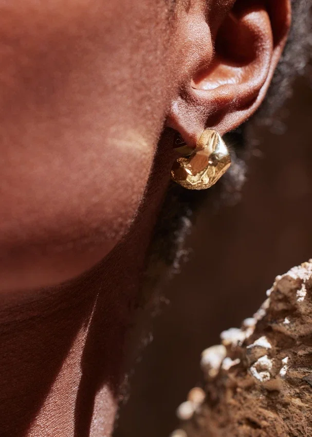 Eroz Stud Earrings Edition 24 carat gold gilded