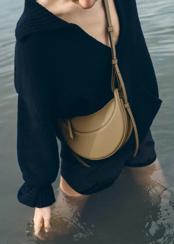 Numéro Dix Edition Textured Smoky Olive