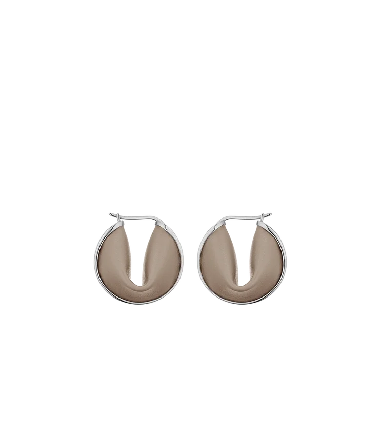 Ormé Hoop Earrings Edition Silver in rhodium with Taupe Leather